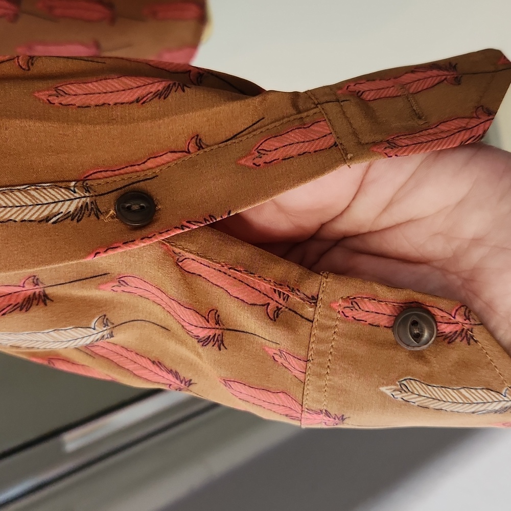 Fossil Feathers 100% Silk Button Down - image 5